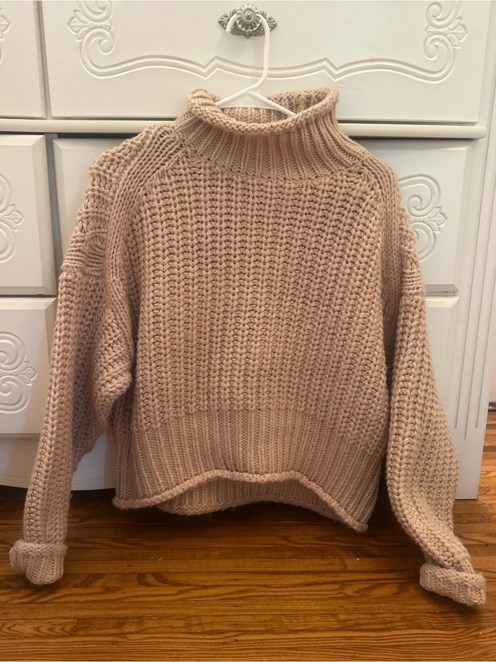 H&M Chunky Turtleneck Sweater in Blush Pink